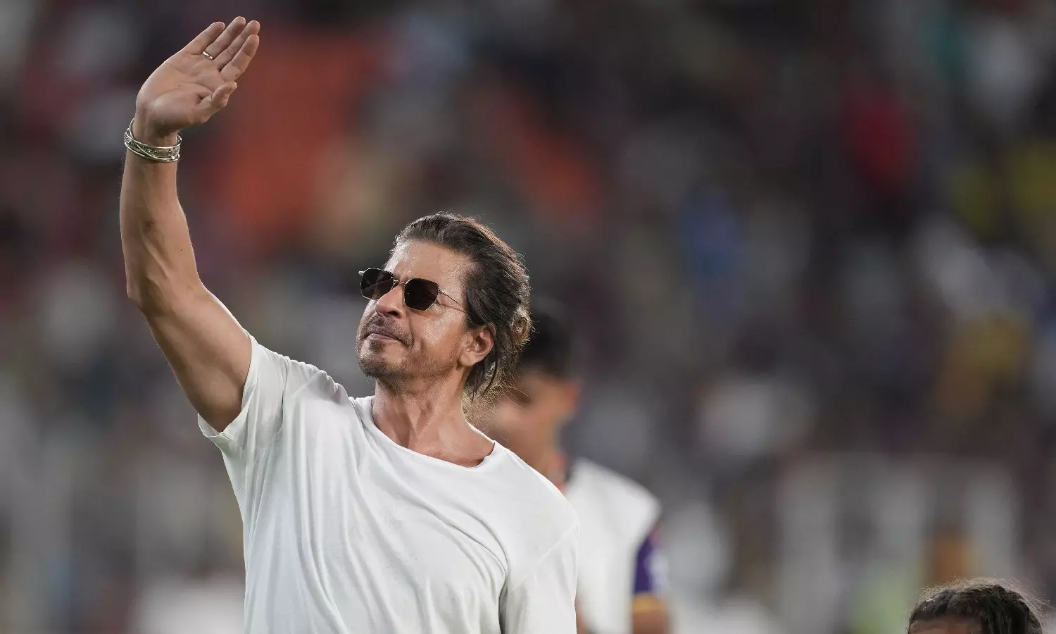 Actor Shah Rukh Khan discharged from Ahmedabad hospital after receiving treatment for heat stroke