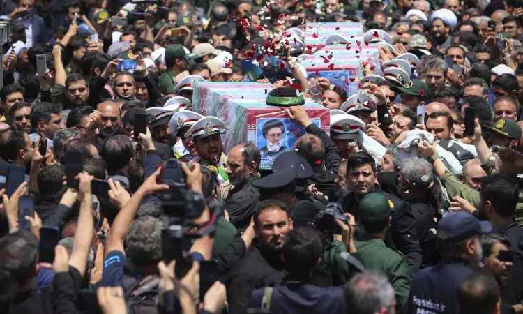 Raisi set to be buried at Imam Reza, people pay respects Raisi set to be buried at Imam Reza, people pay respects