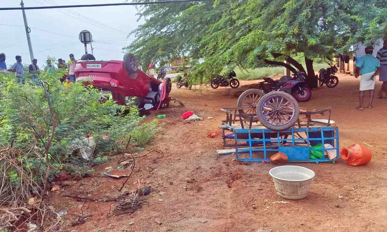Three killed, four injured as car hits tricycle in Thoothukudis Vilathikulam Three killed, four injured as car hits tricycle in Thoothukudis Vilathikulam
