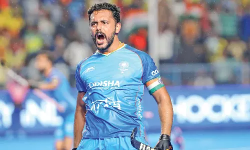 Harmanpreet’s hat-trick guides India to 5-4 win