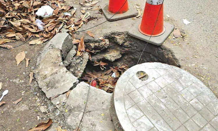 Citizen Connect: Uneven level of manholes on Perambur Patel Road pose threat to commuters