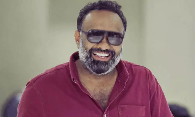 Kerala HC grants interim anticipatory bail to director Omar Lulu for alleged rape of actress