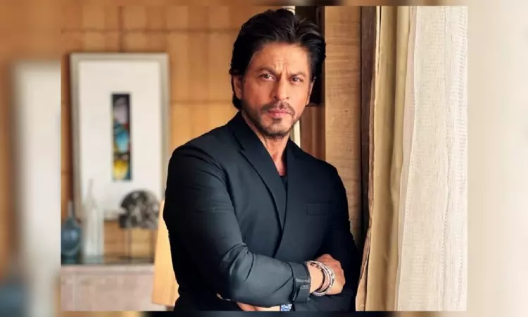 SRK arrives back in Mumbai after spending time with family, friends in Italy