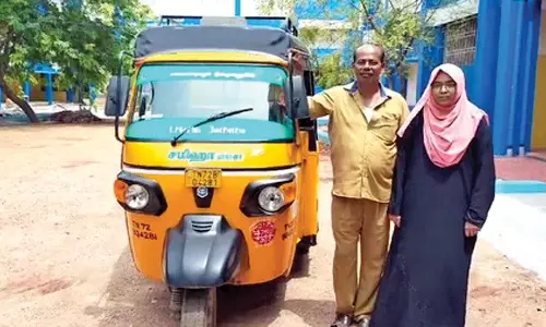 Tirunelveli auto driver’s daughter cracks NEET, scores 542