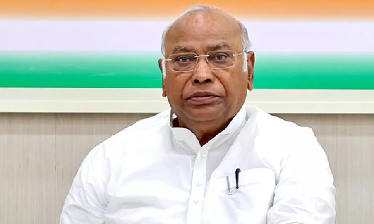 CM Stalin, Kanimozhi extend birthday greetings to Mallikarjun Kharge