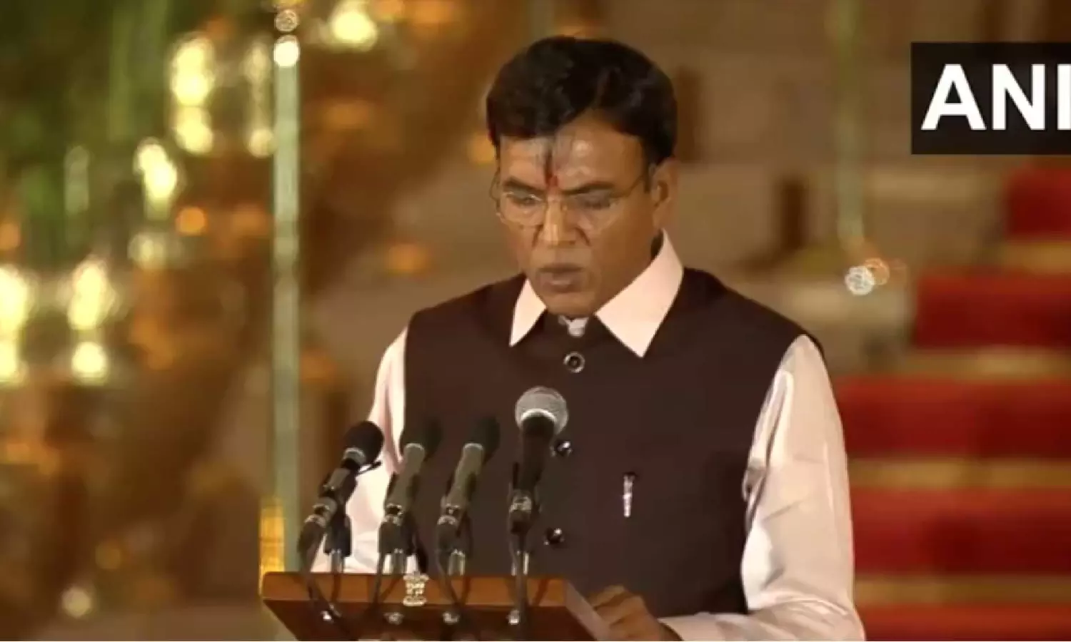 BJP leader Mansukh L. Mandaviya takes oath as a... ... Modi 3.0 new Cabinet HIGHLIGHTS: Narendra Modi takes oath as PM for third time, 72 ministers sworn in BJP leader Mansukh L. Mandaviya takes oath as a... ... Modi 3.0 new Cabinet HIGHLIGHTS: Narendra Modi takes oath as PM for third time, 72 ministers sworn in