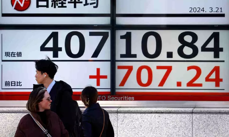 Asia stocks rally, bond yields fall as investors assess Fed outlook Asia stocks rally, bond yields fall as investors assess Fed outlook