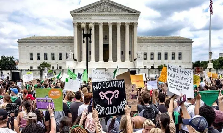 US Supreme Court rejects bid to curb access to abortion pills US Supreme Court rejects bid to curb access to abortion pills