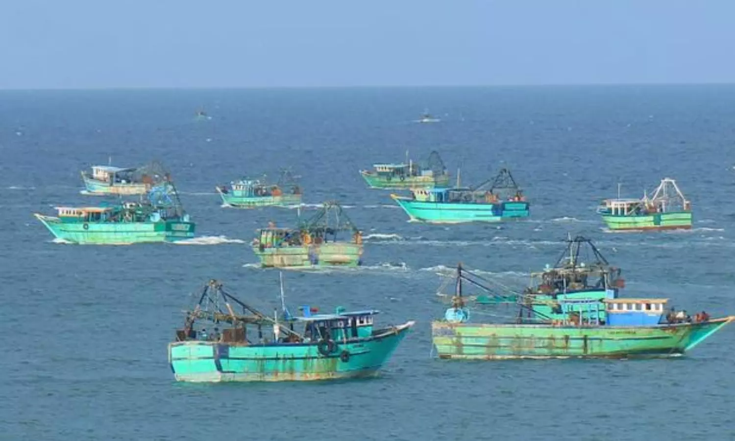 Sri Lankan Navy arrests four Pudukkottai fishermen for fishing by crossing the International Maritime Boundary Line Sri Lankan Navy arrests four Pudukkottai fishermen for fishing by crossing the International Maritime Boundary Line