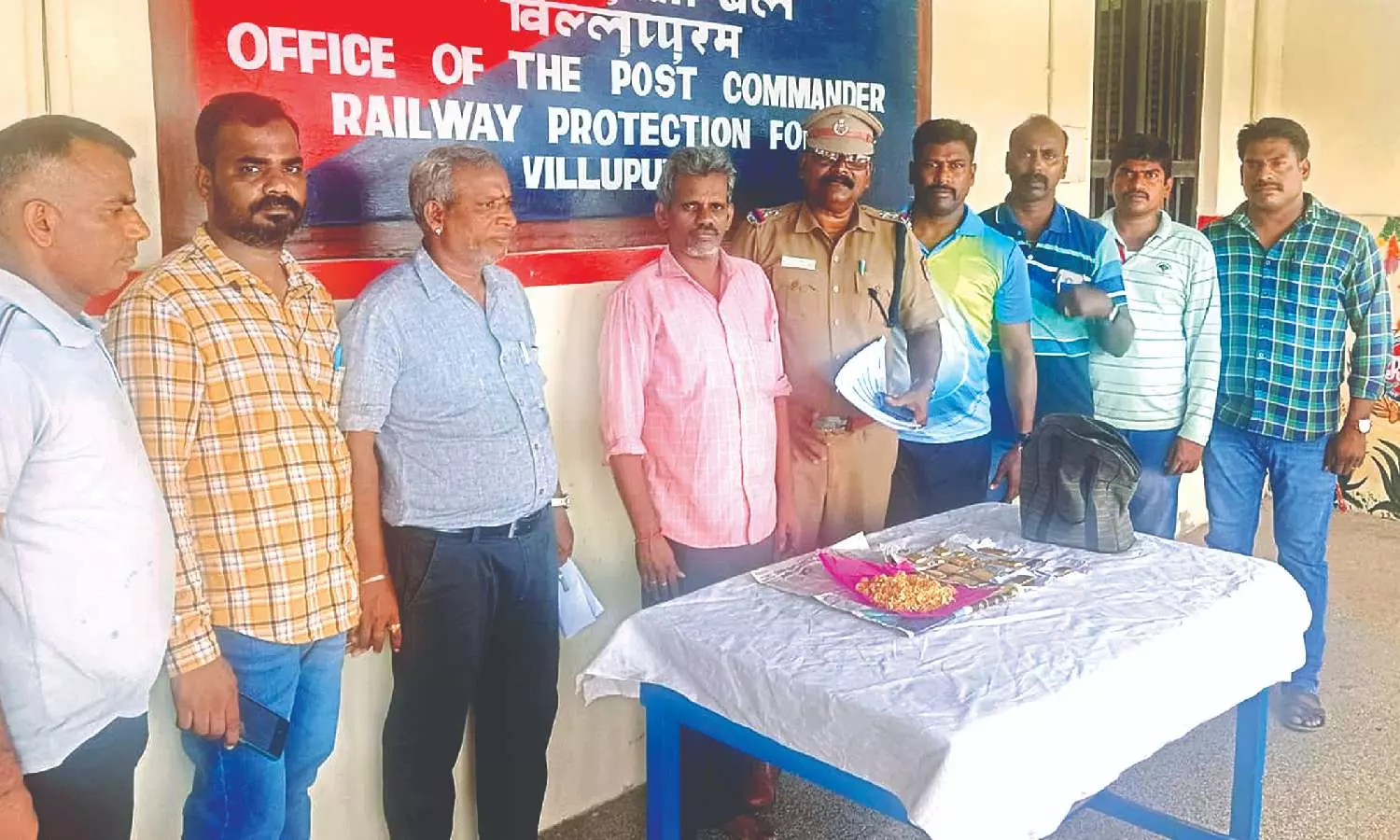 RPF seizes 2 kg gold ornaments from passenger at Villupuram