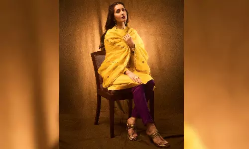 Raashii Khanna celebrates 10 years in Tollywood, calls  Oohalu Gusagusalade her comfort film