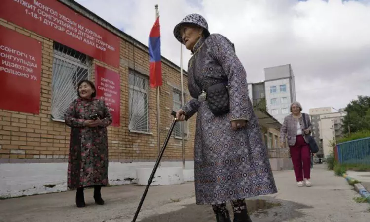 Taiwan urges citizens to avoid travel to China, Hong Kong and Macao following Beijing threats