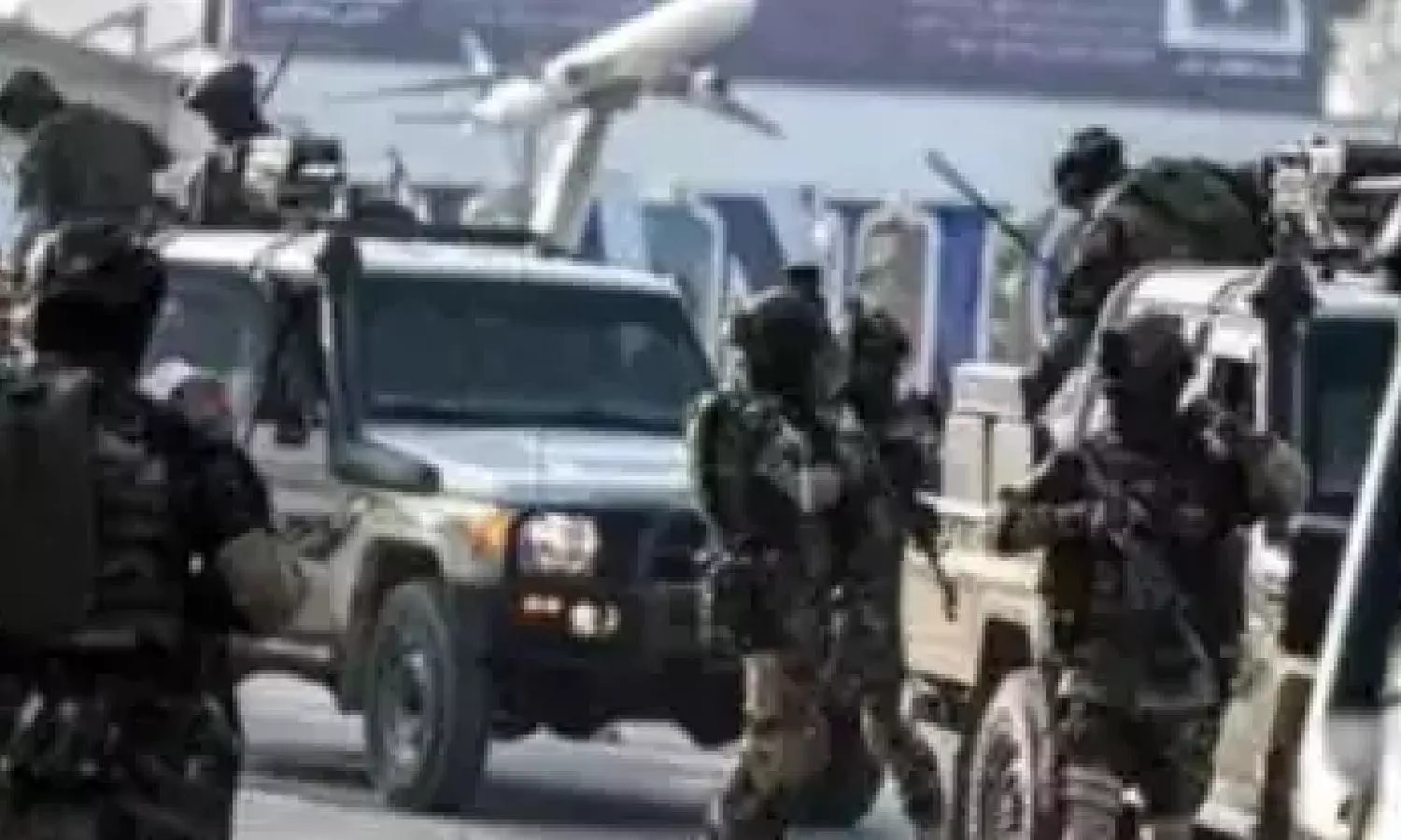 Taliban and US envoys discuss release of 2 American prisoners at third Doha meeting