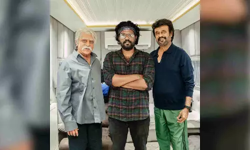 Rajinikanth, Kamal Haasan pose together for photo; fans thrilled