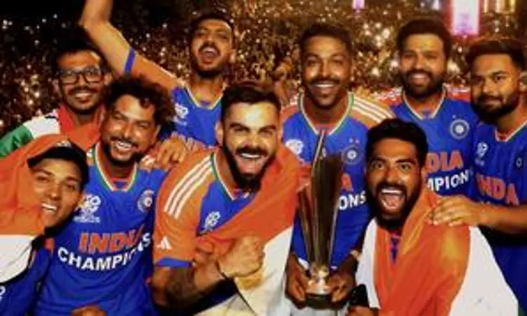 India’s T20 World Cup-winning players to get Rs 5 crore each, coaching staff Rs 2.5 cr: Report India’s T20 World Cup-winning players to get Rs 5 crore each, coaching staff Rs 2.5 cr: Report