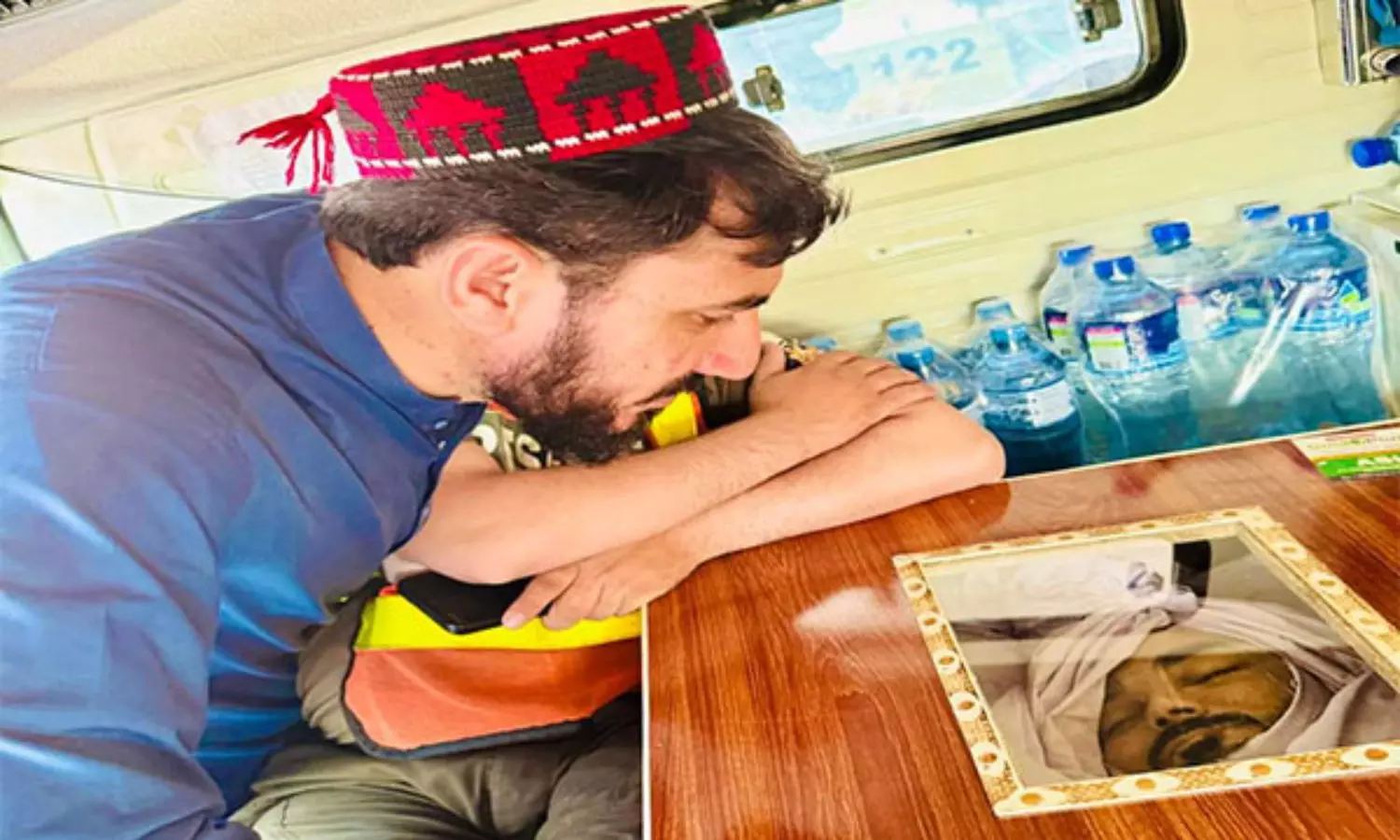 Pashtun leader and poet Gilaman Wazir dies after violent attack in Islamabad Pashtun leader and poet Gilaman Wazir dies after violent attack in Islamabad