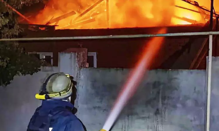 Shelling kills 2 in the Kherson region, drone attack sparks fire at oil depot in Russias southwest Shelling kills 2 in the Kherson region, drone attack sparks fire at oil depot in Russias southwest