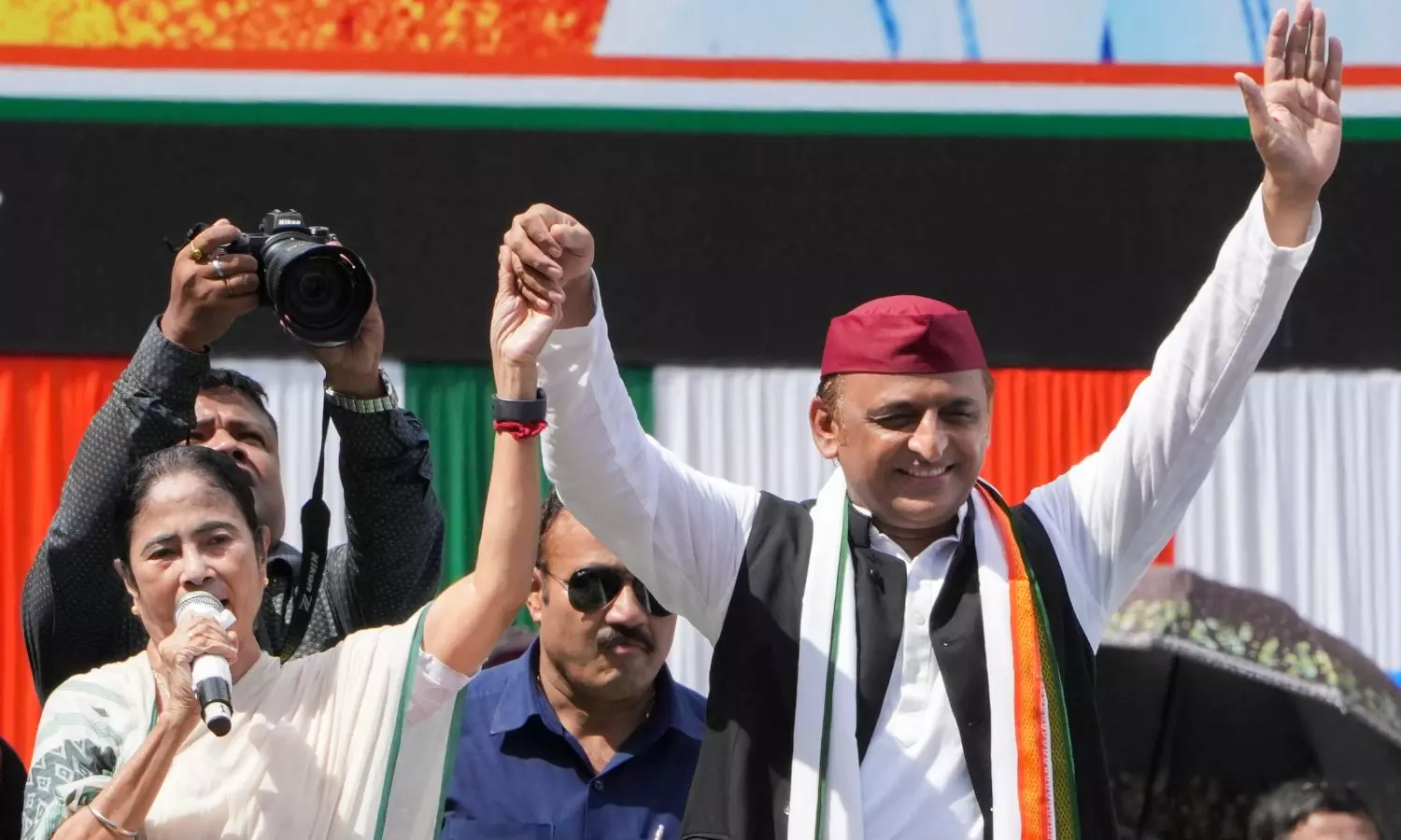 Govt at Centre wont last long: Akhilesh Govt at Centre wont last long: Akhilesh