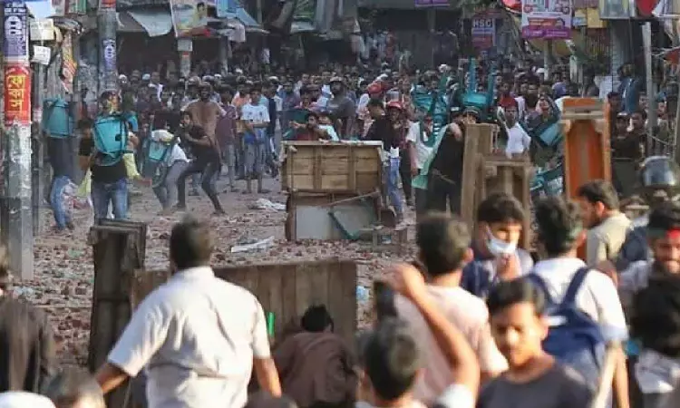 2 killed, 30 injured as protesters and ruling party supporters clash in Bangladesh 2 killed, 30 injured as protesters and ruling party supporters clash in Bangladesh