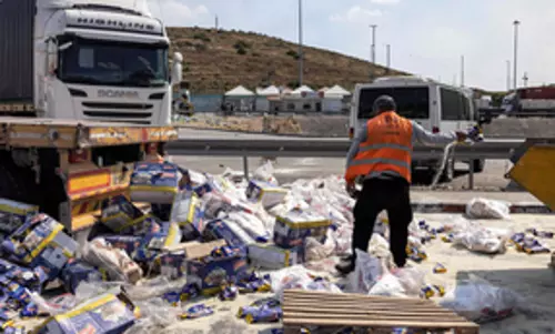 14 Palestinians killed in Israeli attacks in Khan Younis: Health authorities 14 Palestinians killed in Israeli attacks in Khan Younis: Health authorities