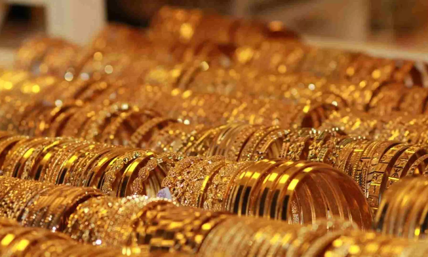 Gold prices crash by Rs 3,350 after govt cuts custom duty on bullion
