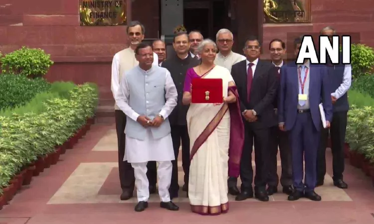 Finance Minister Nirmala Sitharaman reaches Ministry ahead of Union Budget presentation Finance Minister Nirmala Sitharaman reaches Ministry ahead of Union Budget presentation