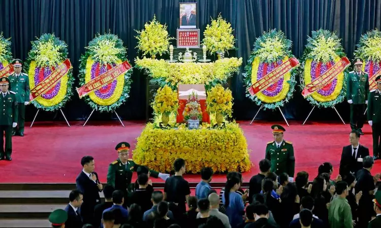 Vietnam Communist Party chiefs funeral draws thousands of mourners, including world leaders Vietnam Communist Party chiefs funeral draws thousands of mourners, including world leaders