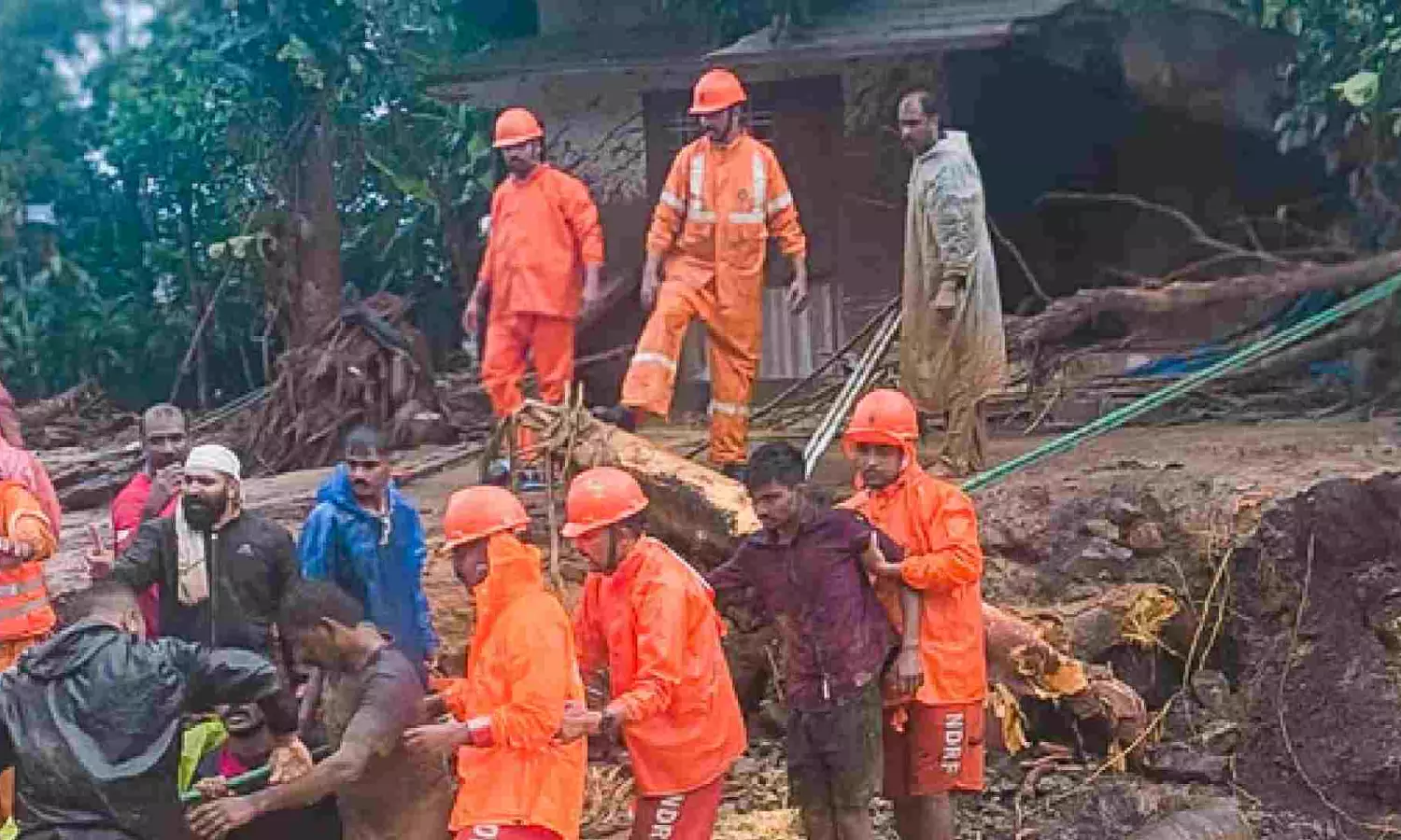 Wayanad landslides: Army rescues 1000 people with the help of temporary bridge
