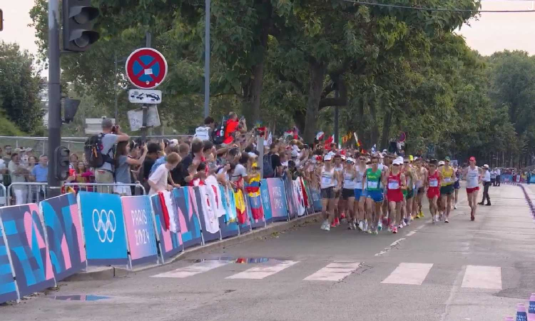 After 9km- Vikash drops to 30th place......