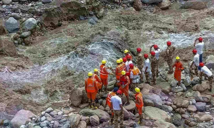 HP cloudburst: Death toll rises to 8, rescue operation on to trace 45 missing people