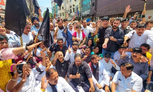 Art 370 abrogation anniversary: Cong and PDP protest, BJP celebrates; J-K leaders claim house arrest