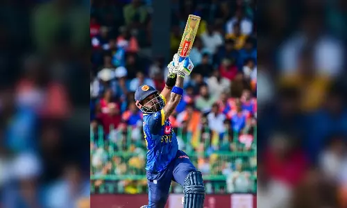 Fernando, Mendis guide SL to 248/7 against India in 3rd ODI; Parag shines with 3 wickets