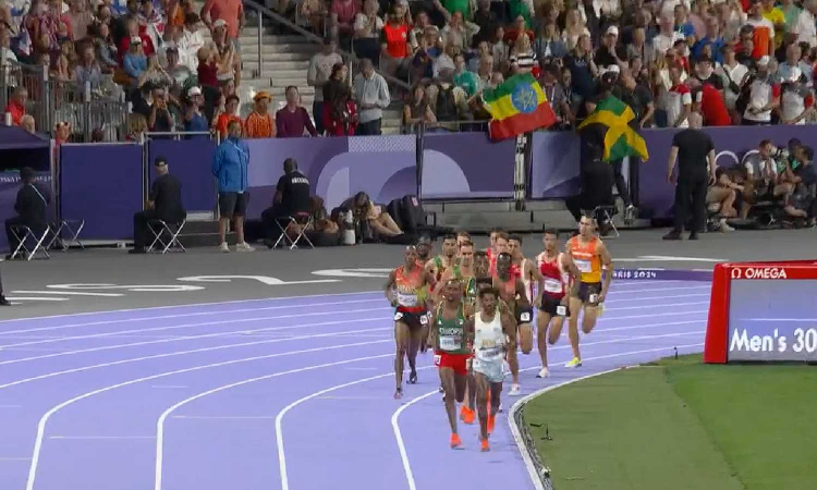 3000m steeplechase begins 3000m steeplechase begins