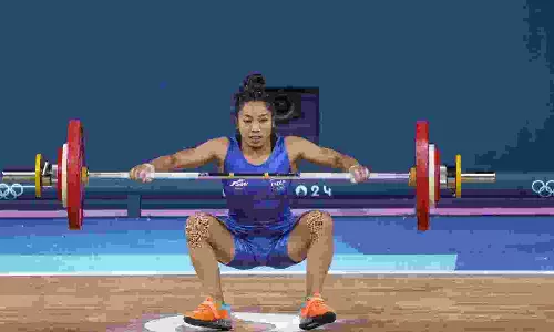 Mirabai Chanu’s bid for 2nd Olympic medal falls short, finishes fourth