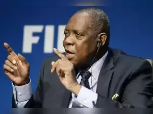 Former FIFA interim president and long-time leader of African soccer Issa Hayatou dies at 77 Former FIFA interim president and long-time leader of African soccer Issa Hayatou dies at 77
