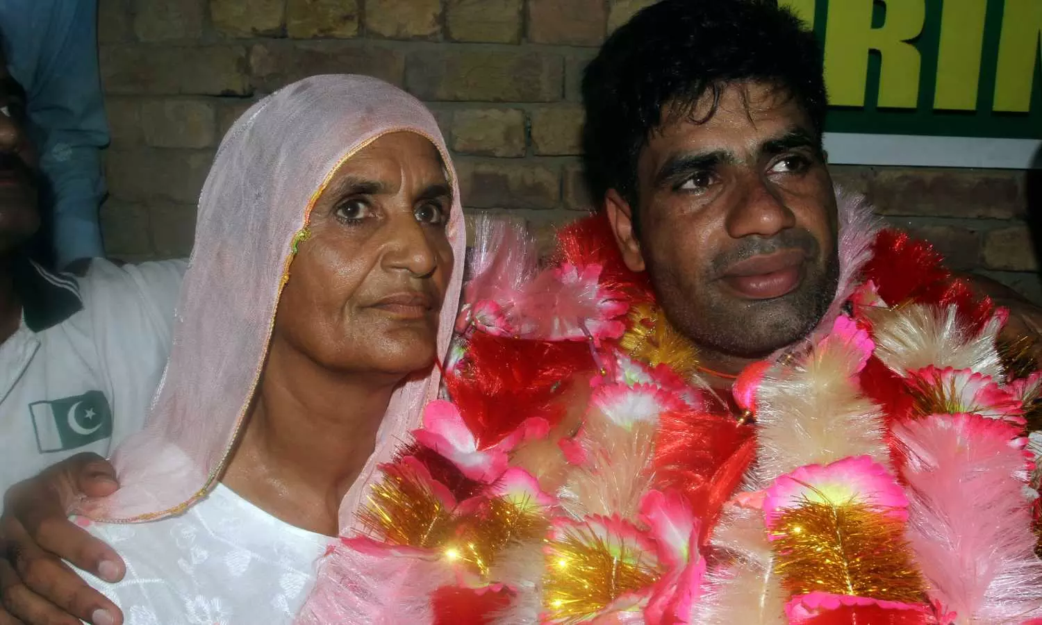 Emotional family reunion, cheerful welcome by fans mark Nadeem’s return