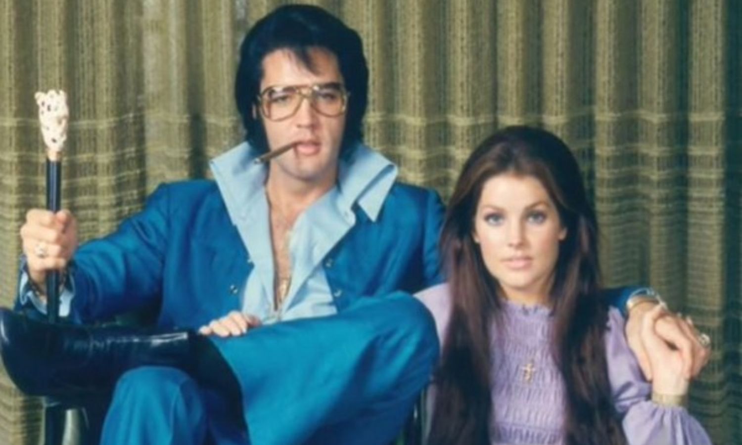 Priscilla Presley pays emotional tribute to Elvis on his 47th death(02)