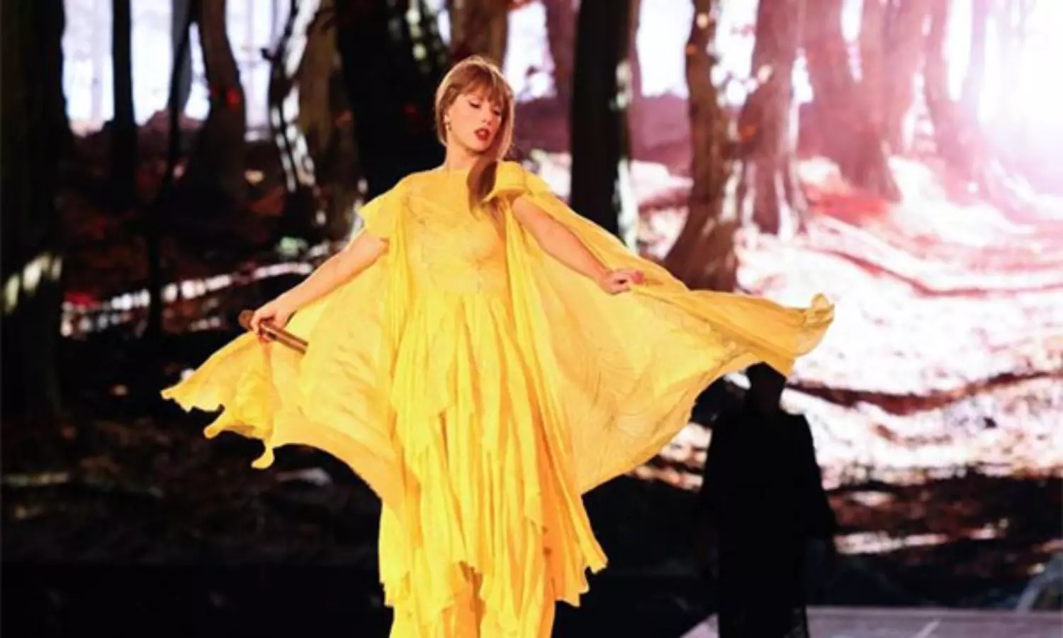 Taylor Swift unveils I Can Do It With A Broken Heart music video