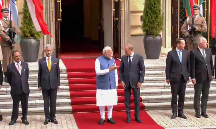 PM Modi meets Polish counterpart Donald Tusk, discusses bilateral ties PM Modi meets Polish counterpart Donald Tusk, discusses bilateral ties