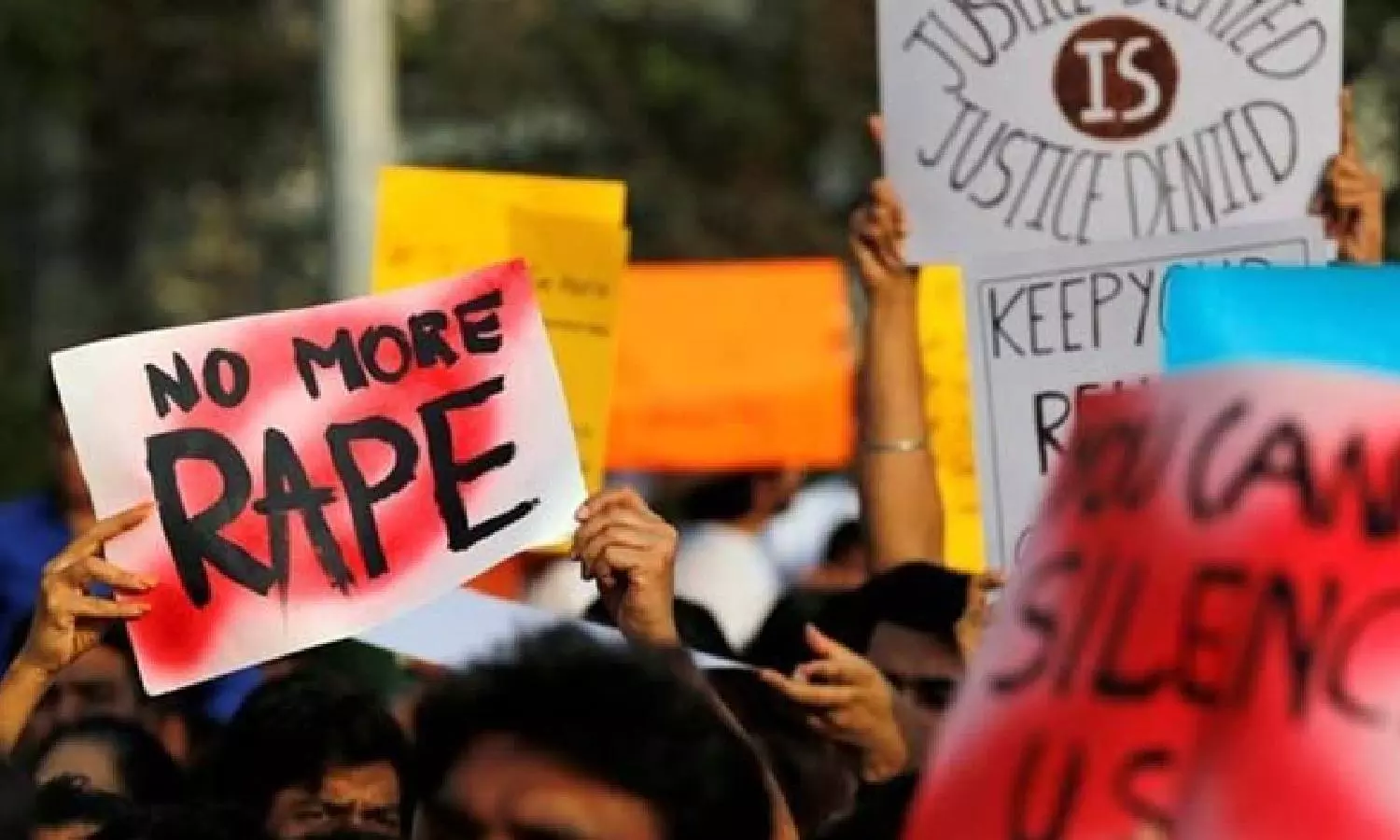 Teen en route to meet boyfriend, raped by auto driver in Chennai, lover in Bluru