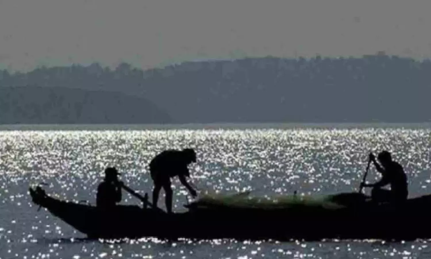 Five fishermen repatriated from Sri Lanka return to Chennai Five fishermen repatriated from Sri Lanka return to Chennai