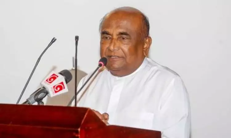 Sri Lankas Parliament Speaker Abeywardena signs bill to raise minimum wages