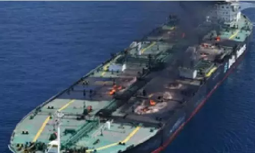EU naval mission reports renewed efforts to salvage burning oil tanker in Red Sea
