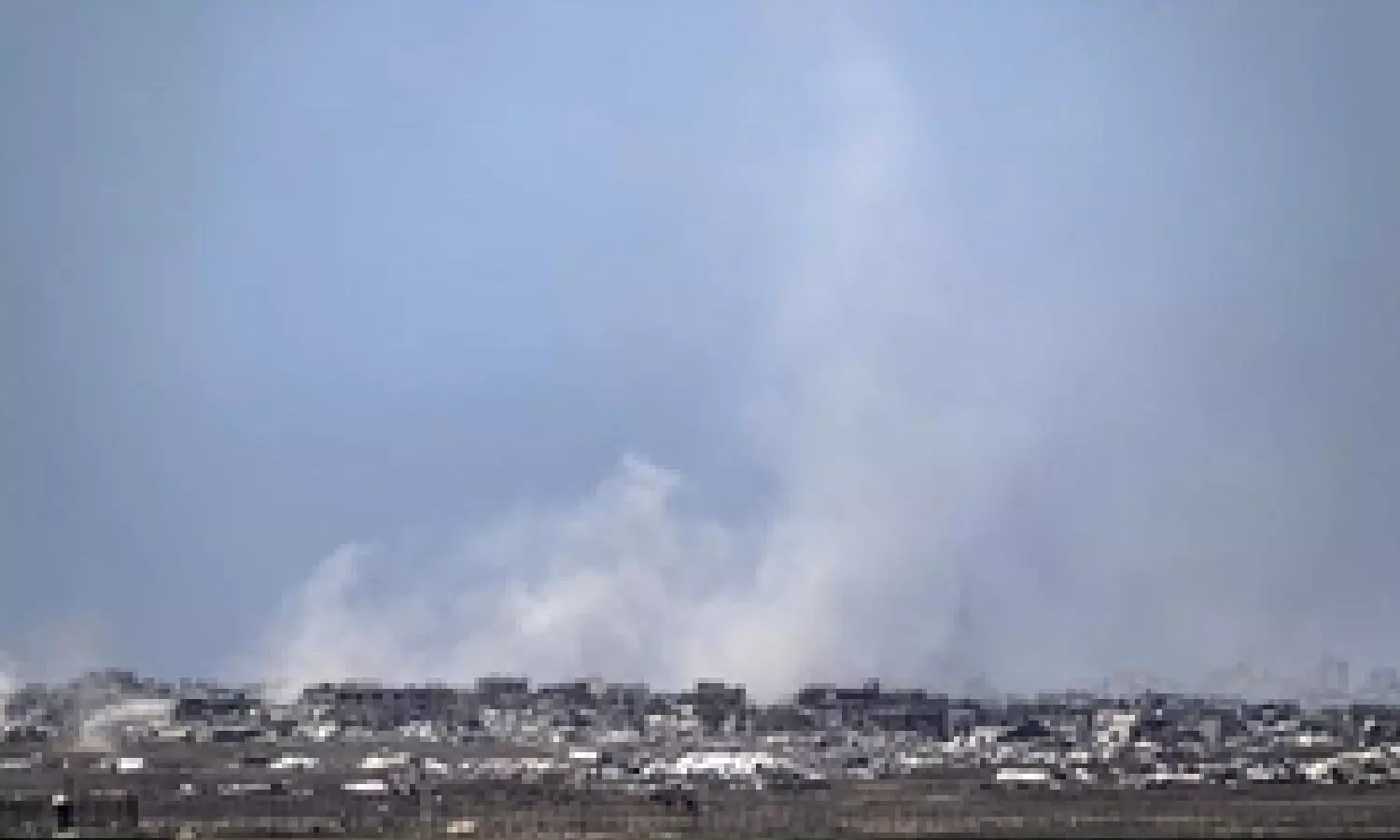 Israeli drone drops evacuation leaflets over Lebanese villages Israeli drone drops evacuation leaflets over Lebanese villages