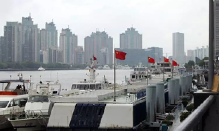 Typhoon Bebinca makes landfall in Shanghai; largest to hit city in 75 years Typhoon Bebinca makes landfall in Shanghai; largest to hit city in 75 years