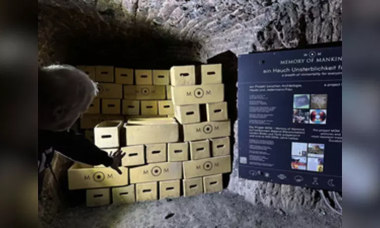 Scientists develop 5D ‘everlasting’ memory crystal, Musk urges to write human knowledge