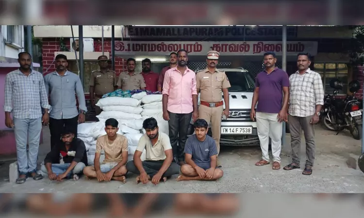 1,000 kg gutkha seized from Mamallapuram and Ambattur; five arrested 1,000 kg gutkha seized from Mamallapuram and Ambattur; five arrested