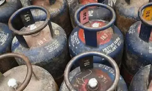 Commercial LPG cylinder price hiked by Rs 48 in Chennai from 01.10.2024