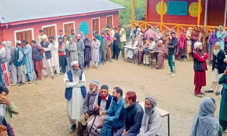 Voting begins in final phase of J-K Assembly elections Voting begins in final phase of J-K Assembly elections