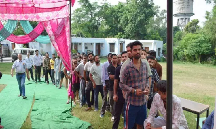 J-K Assembly polls: 28.12 pc turnout recorded till 11 am in third phase of polls